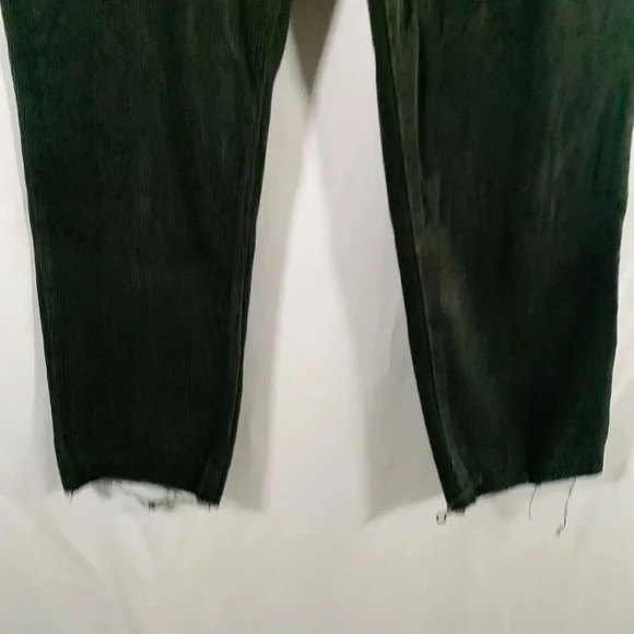 Kut from the Kloth Pants Women 16 Green Corduroy Button Fly Raw Hem Pockets - Picture 3 of 10